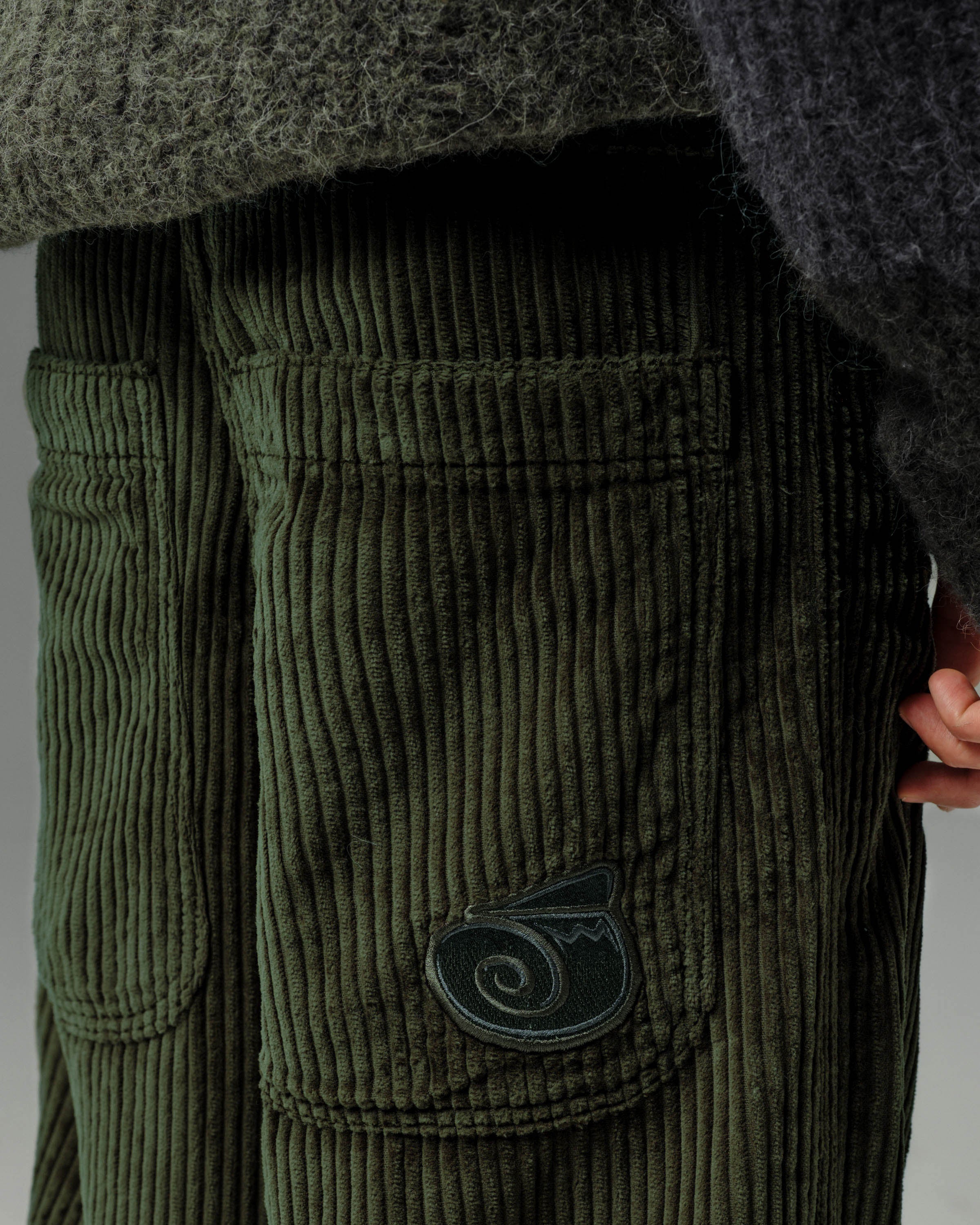 101 Twin Cannon. 26". 4 Wale Corduroy. Moss. NEW - Image 7