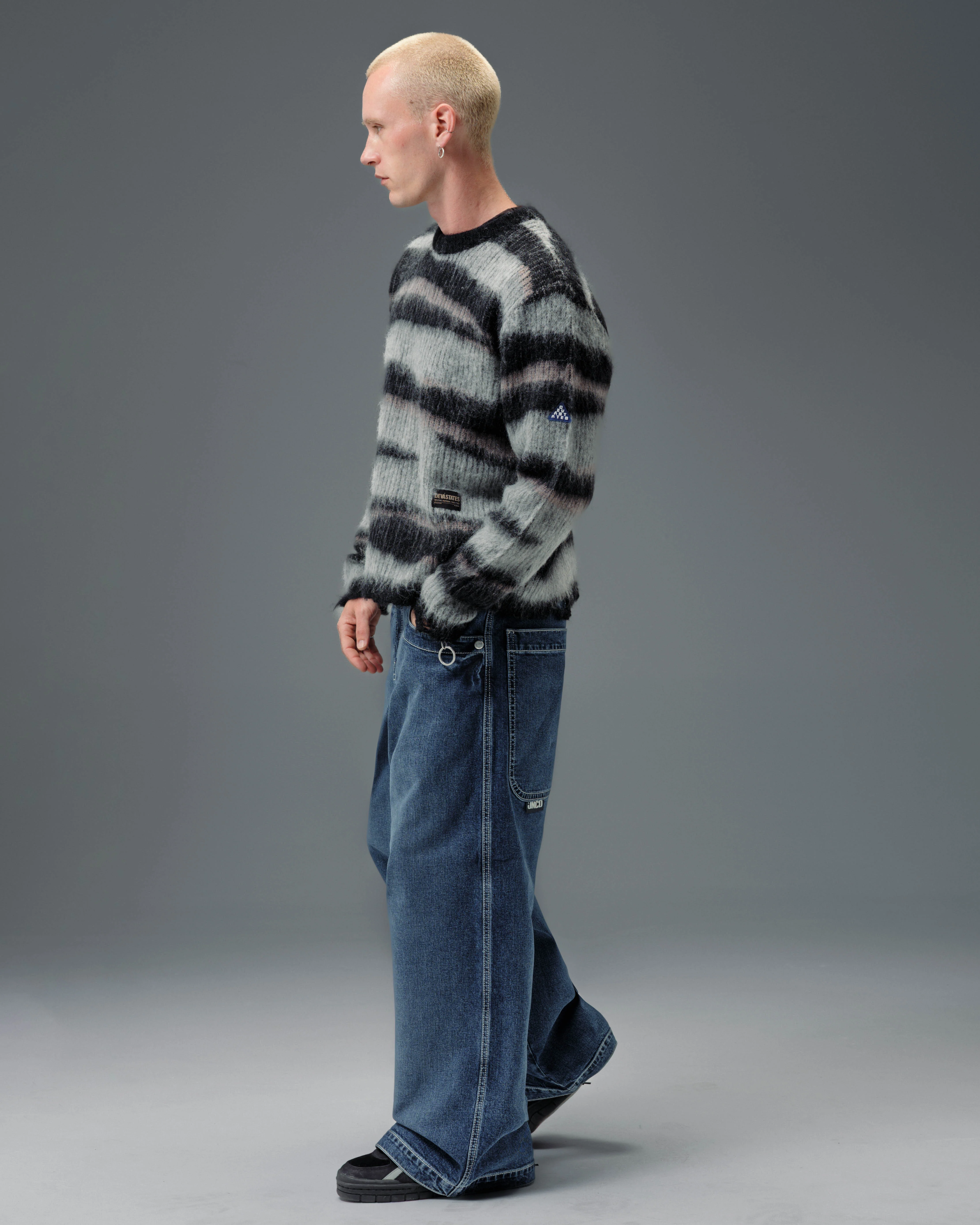 1101 LA Cannon. 26". Hand-Sand Dark Stone. - Image 4