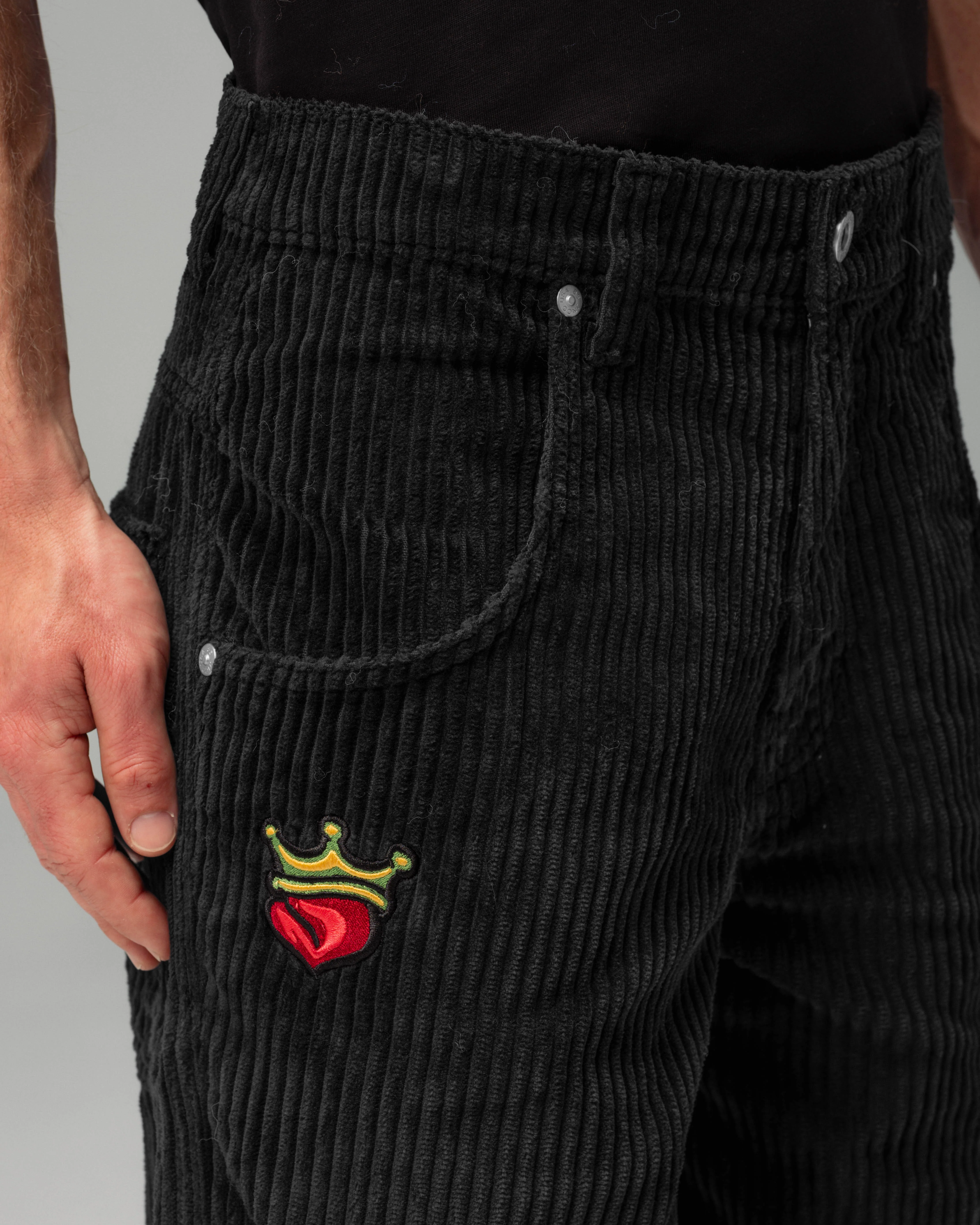 179 Pipes. 23". 4 Wale Corduroy. Black. - Image 10