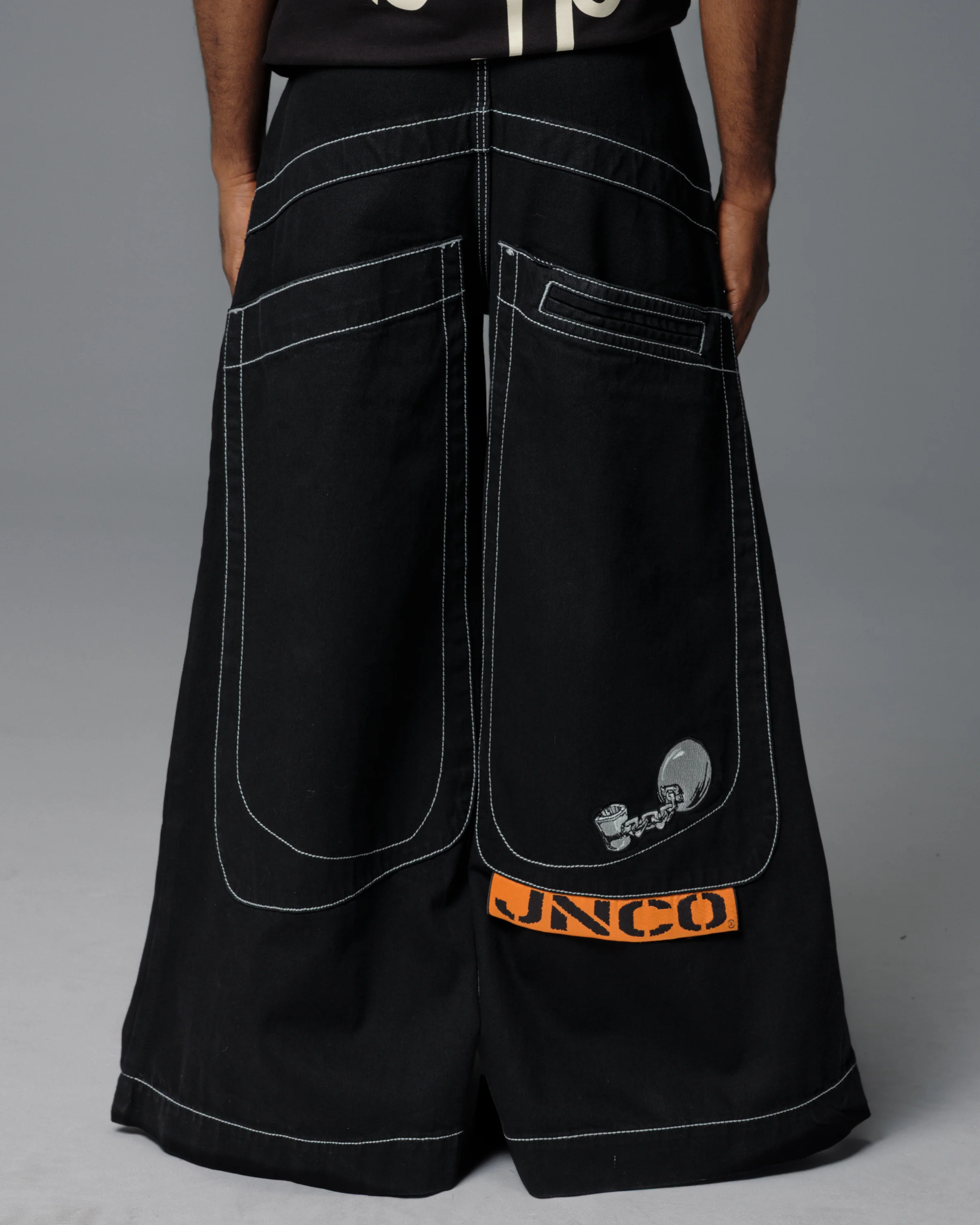 Convict. 50". Jet Black. - Image 10