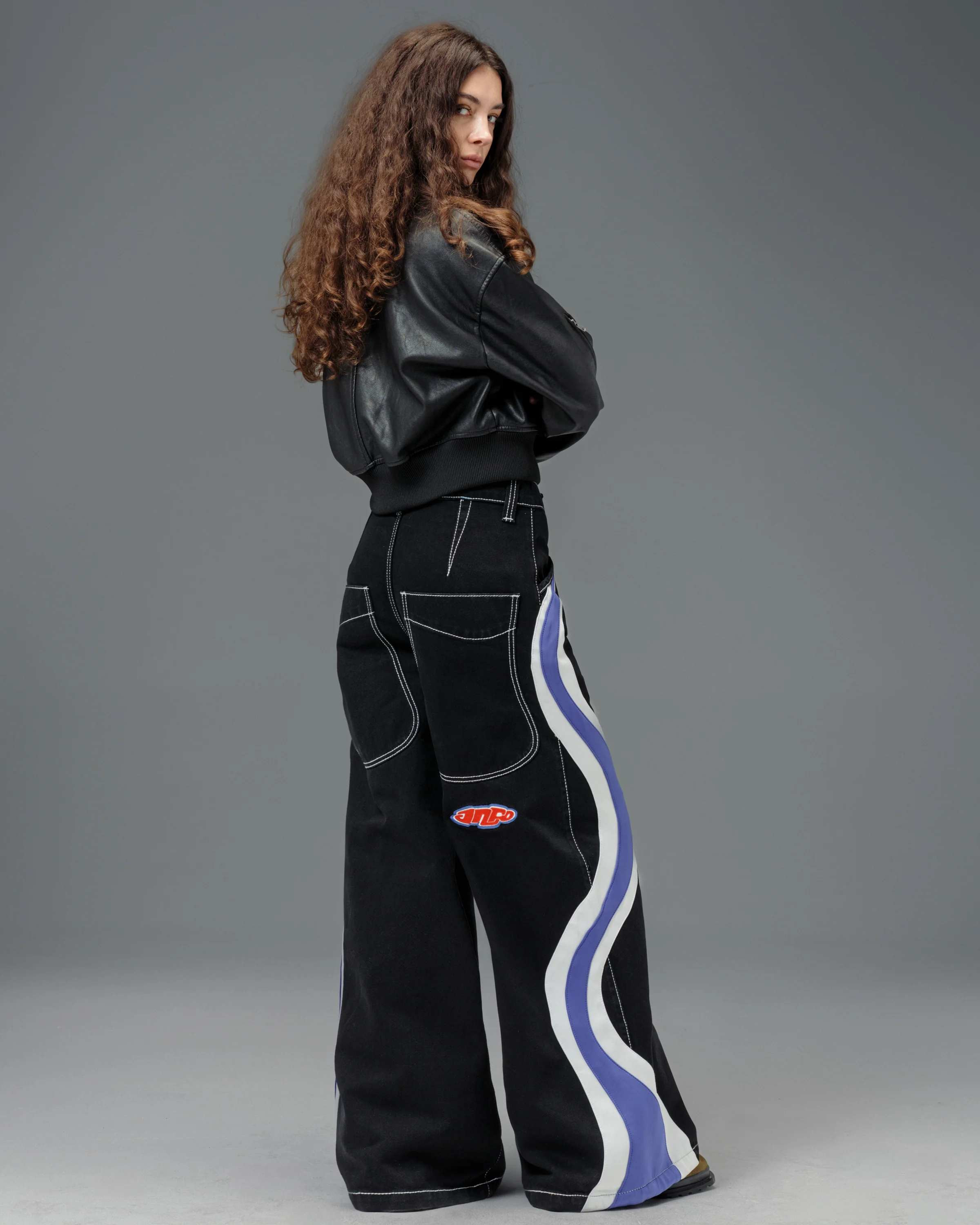Hypnotix. 32". Jet Black. - Image 6