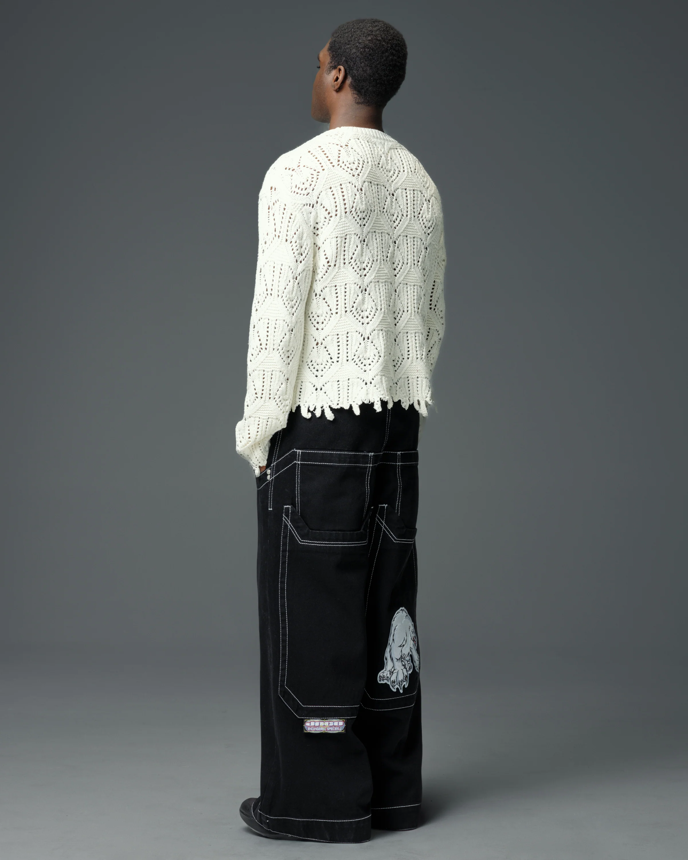 Polar Bear. 28". Jet Black. - Image 6