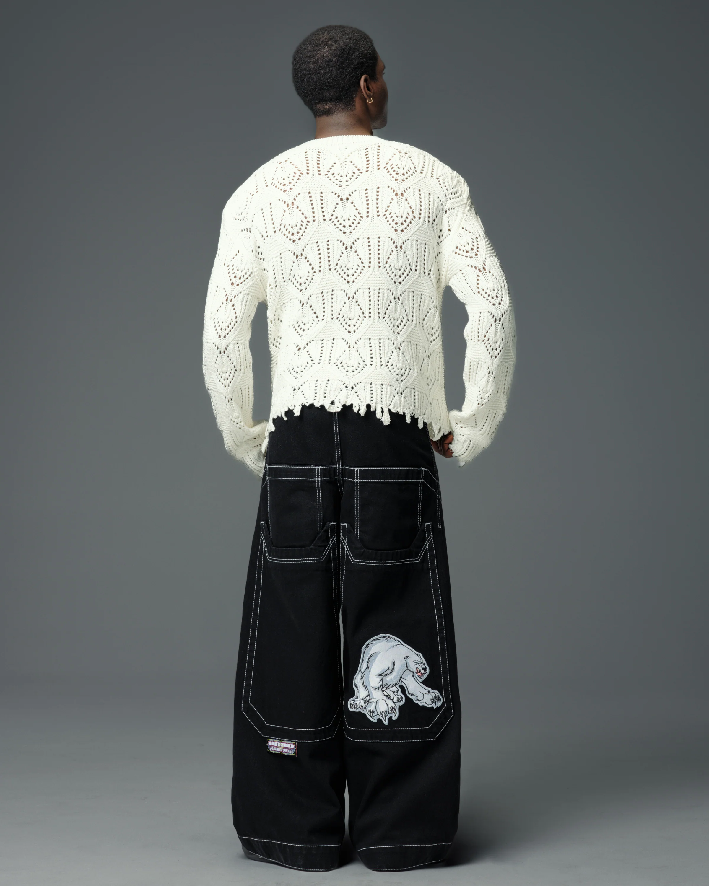 Polar Bear. 28". Jet Black. - Image 7
