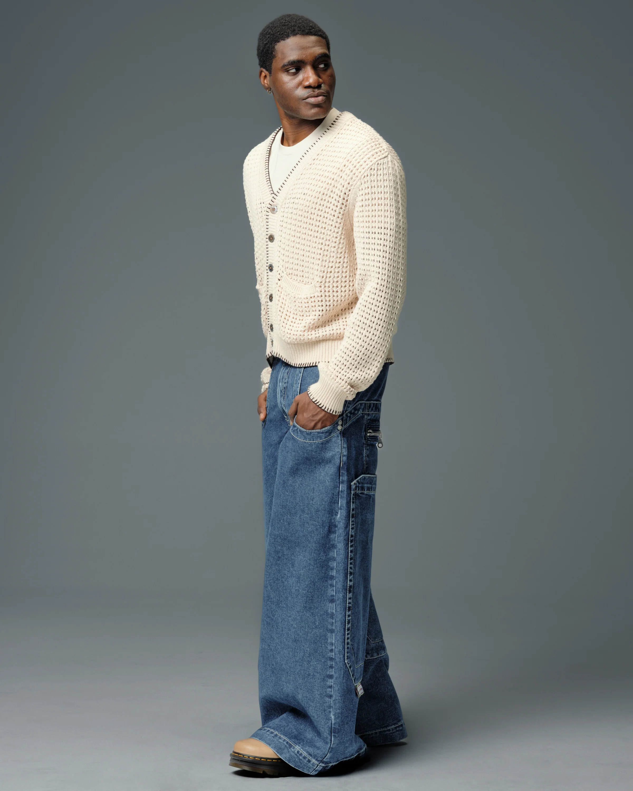 Rhino. 34". Dark Stone. - Image 15