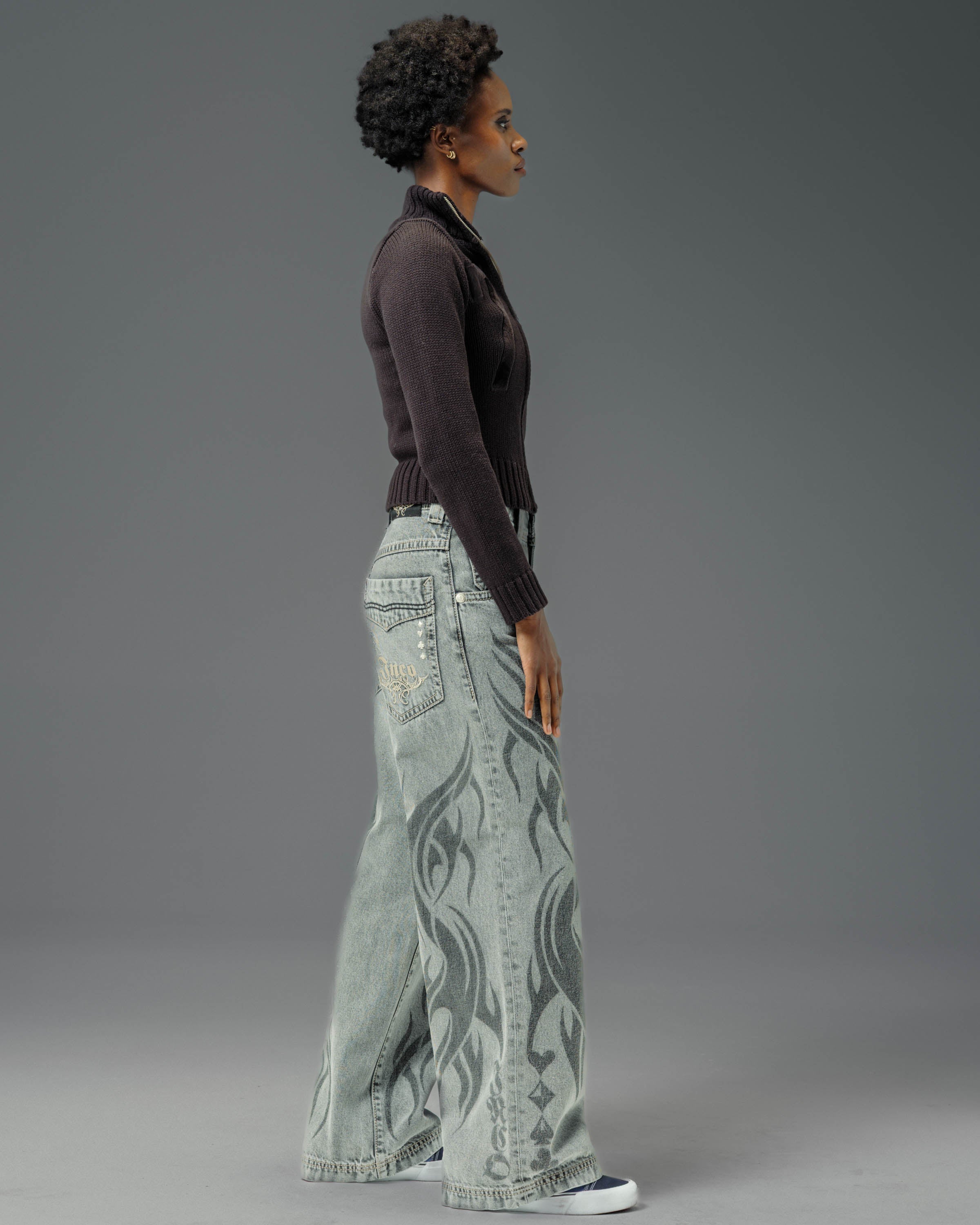 W Flame Karatz. 23". Black Vintage. - Image 8
