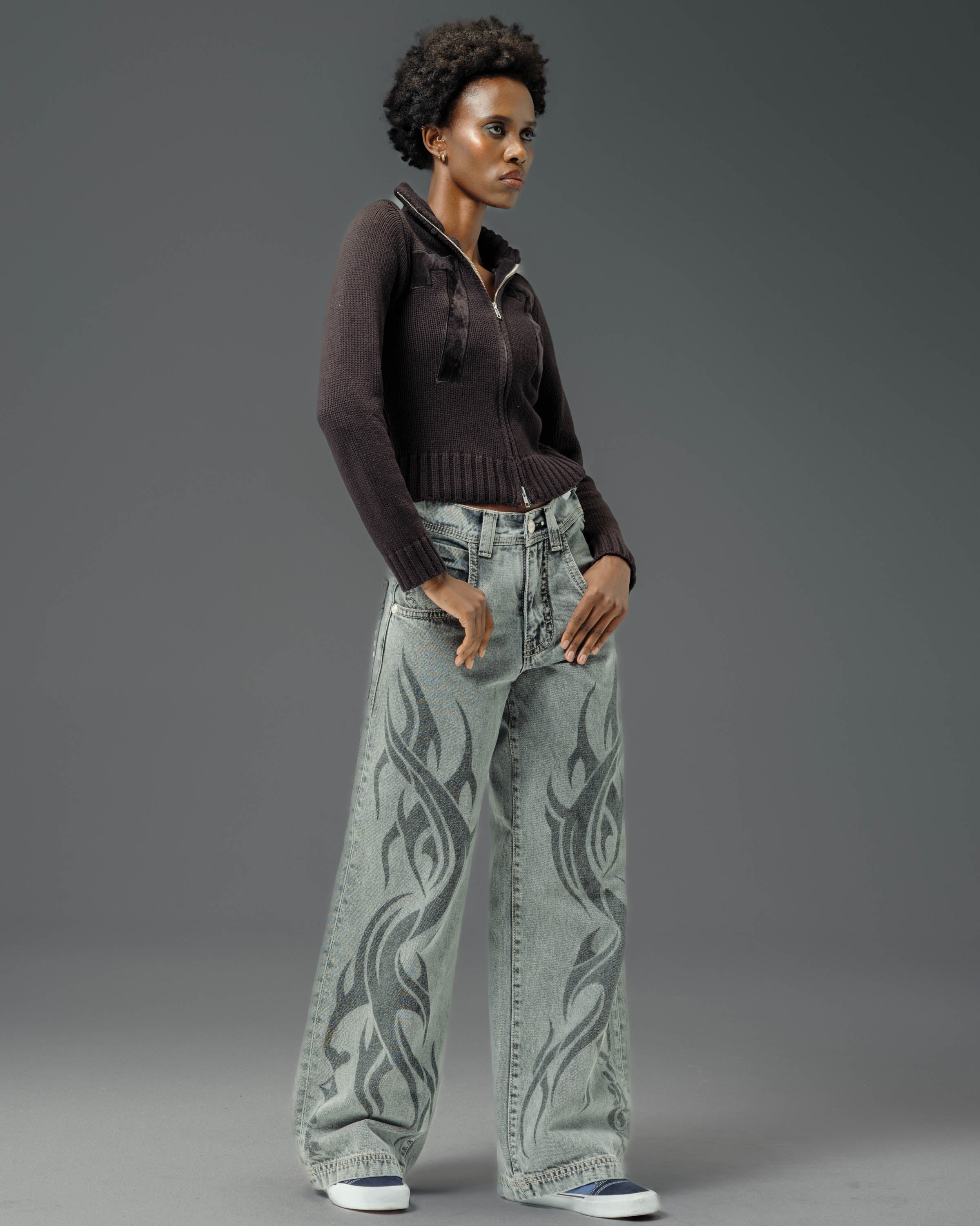W Flame Karatz. 23". Black Vintage. - Image 9