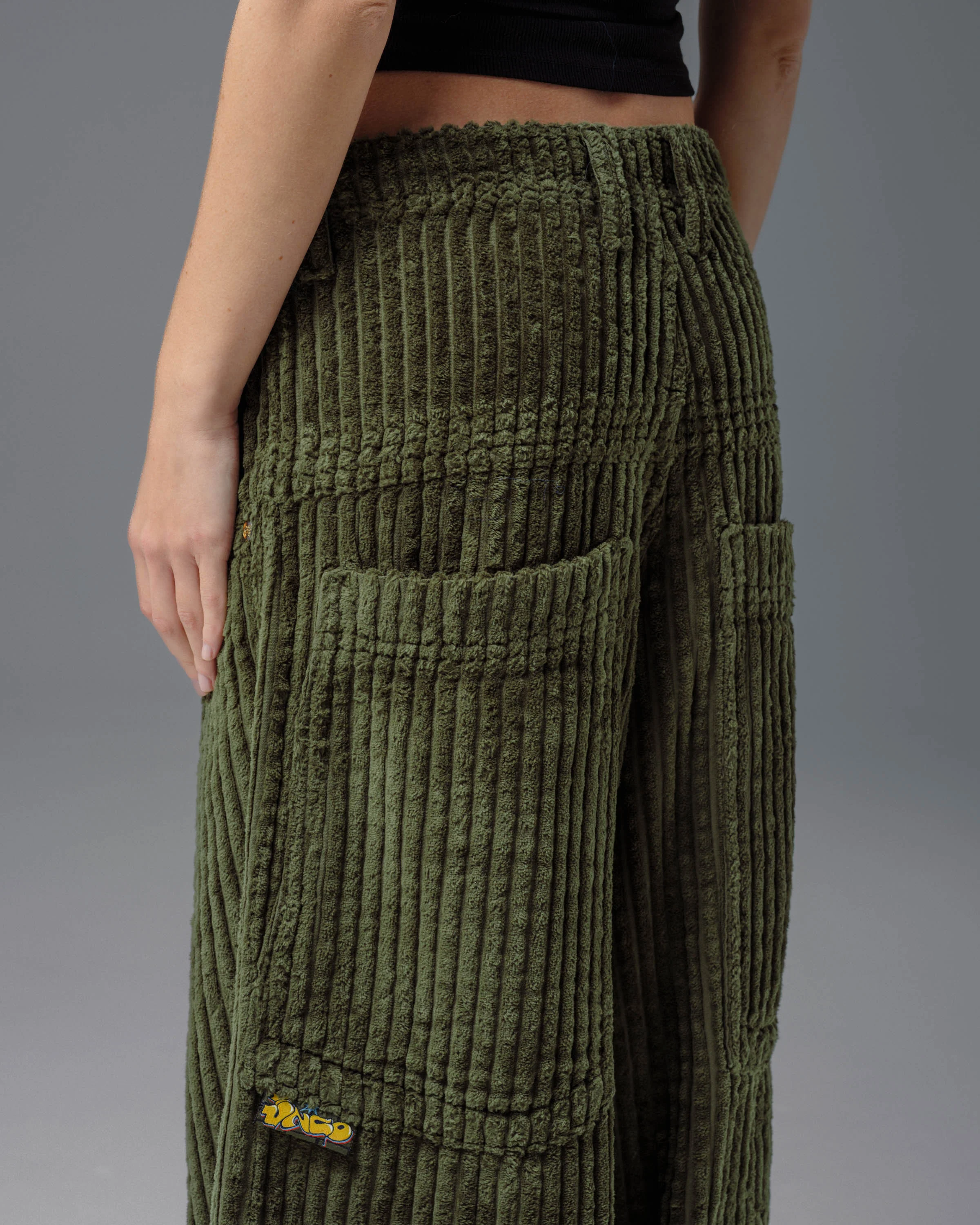 W Jester. 26". 2 Wale Corduroy. Moss. - Image 14