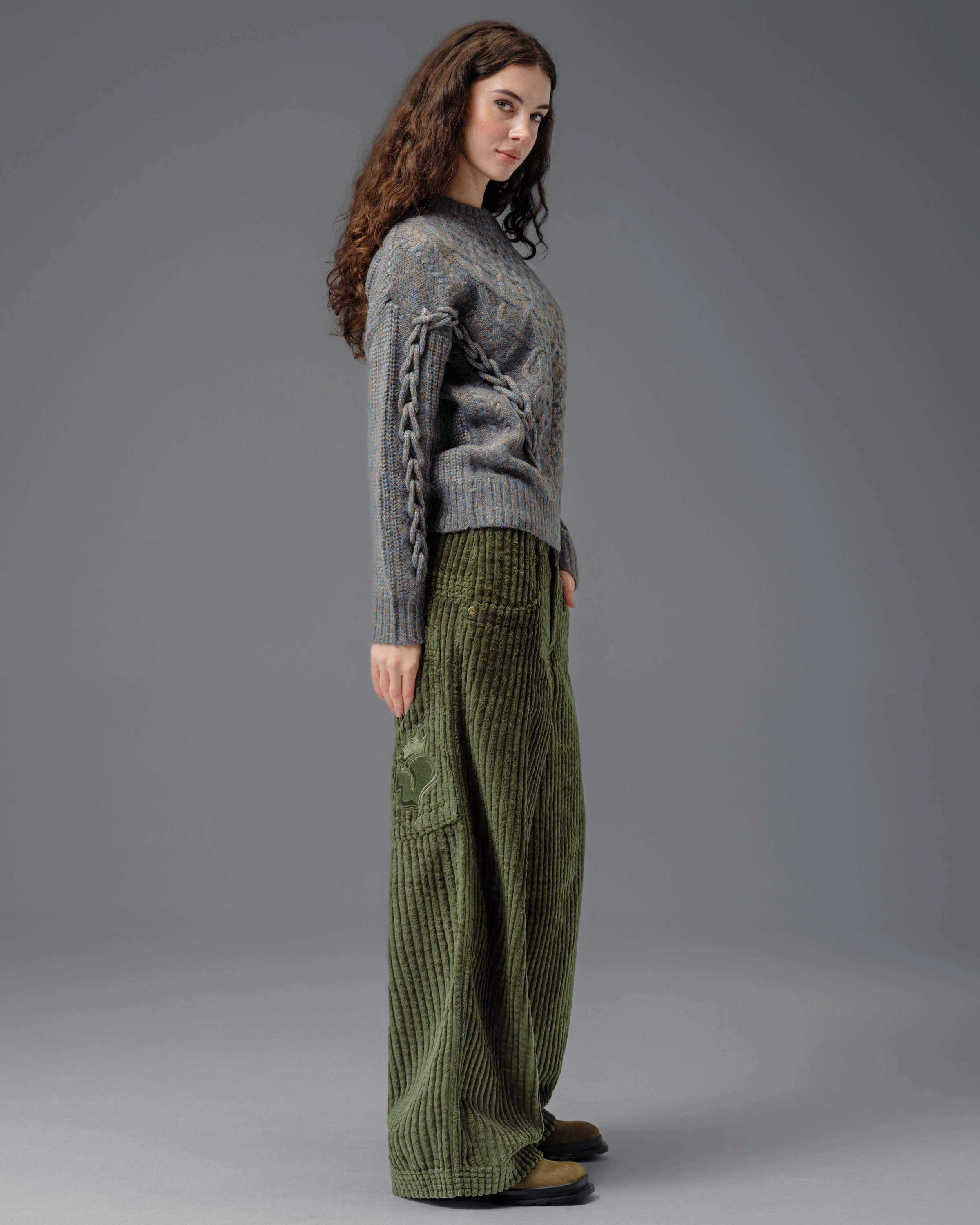 W Jester. 26". 2 Wale Corduroy. Moss. - Image 8