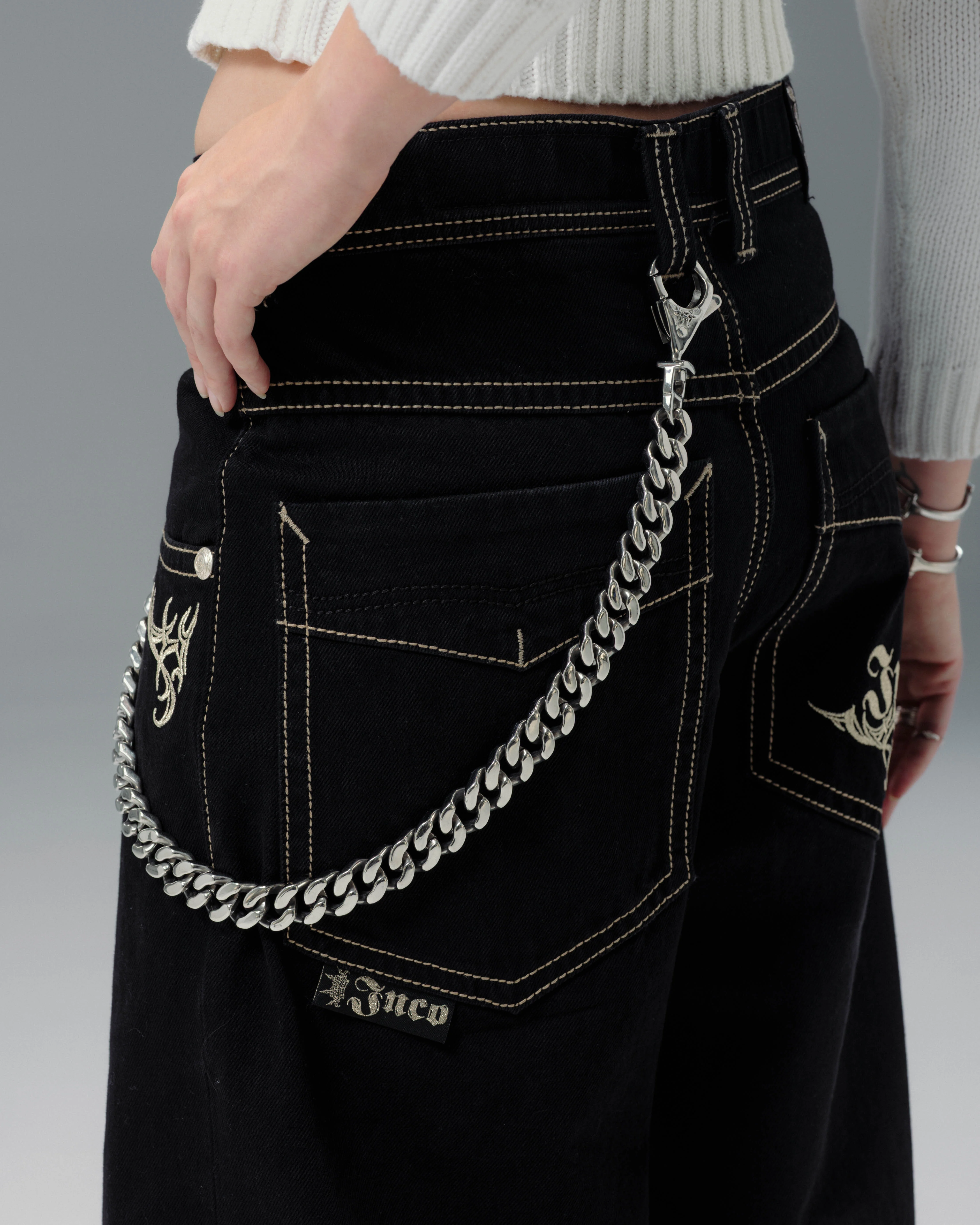 W Karatz. 23". Jet Black. - Image 9