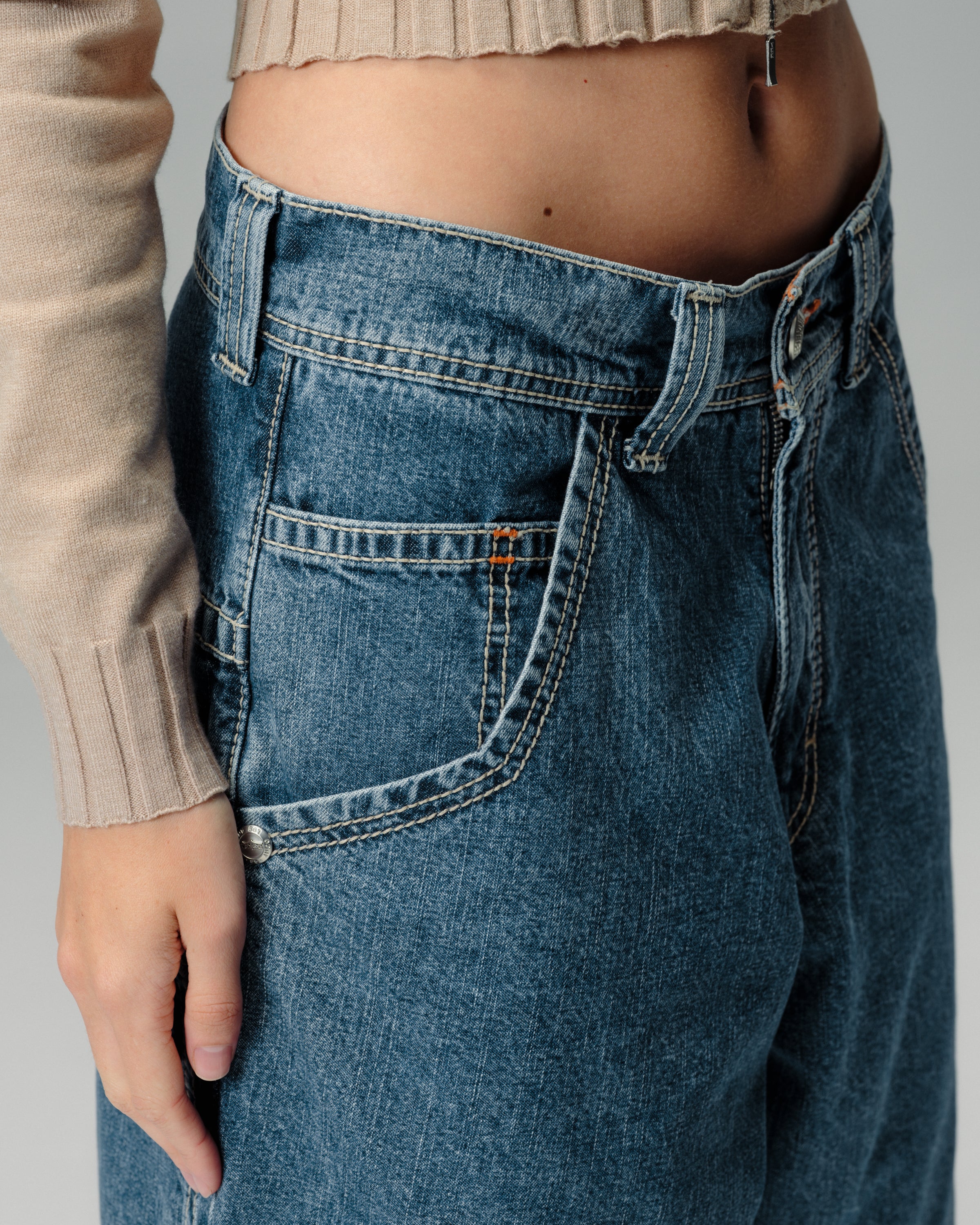 W Wizard Shorts. 15" Inseam. Dark Stone. - Image 10