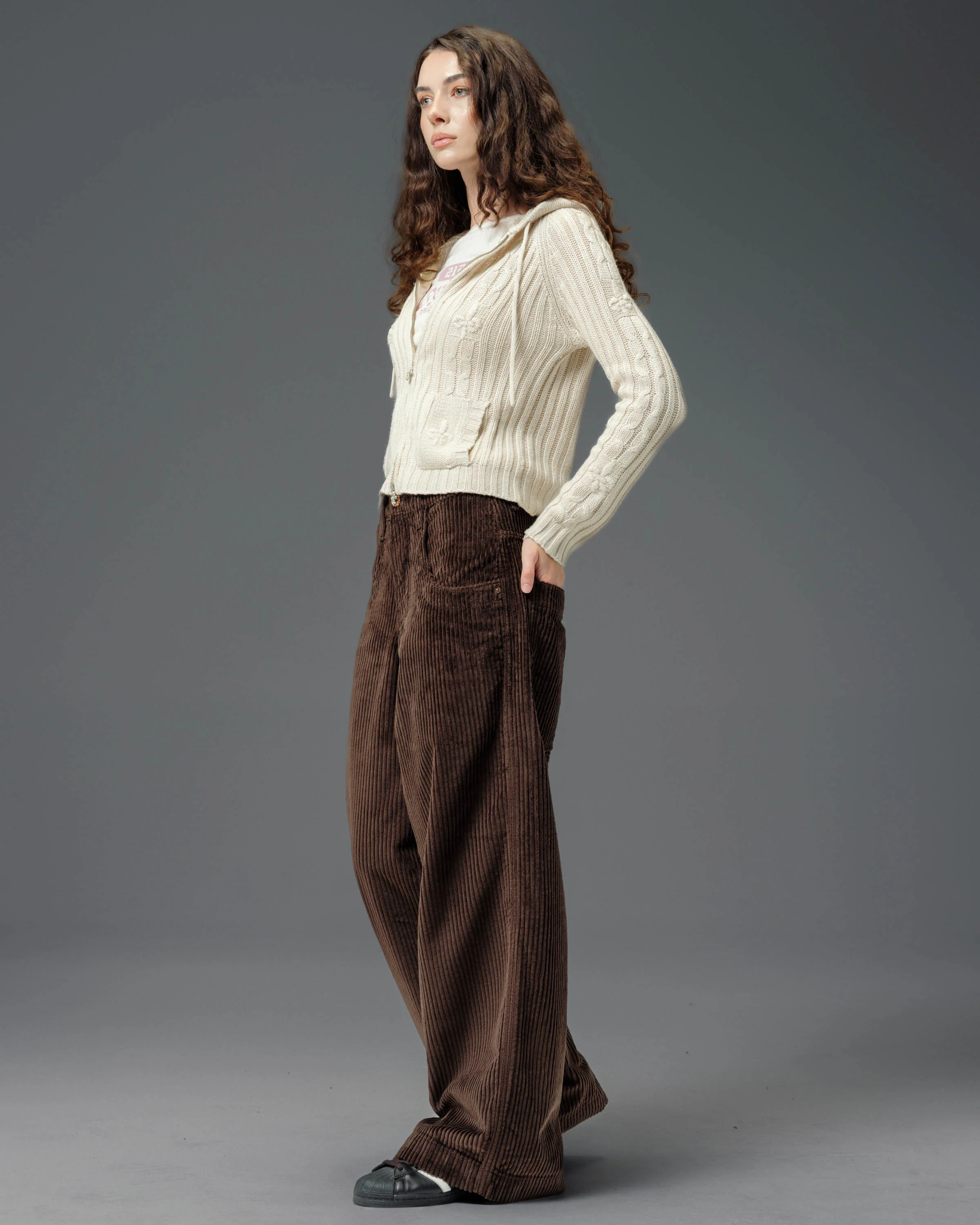 W101 Twin Cannon. 26". 4 Wale Corduroy. Java Brown. - Image 3