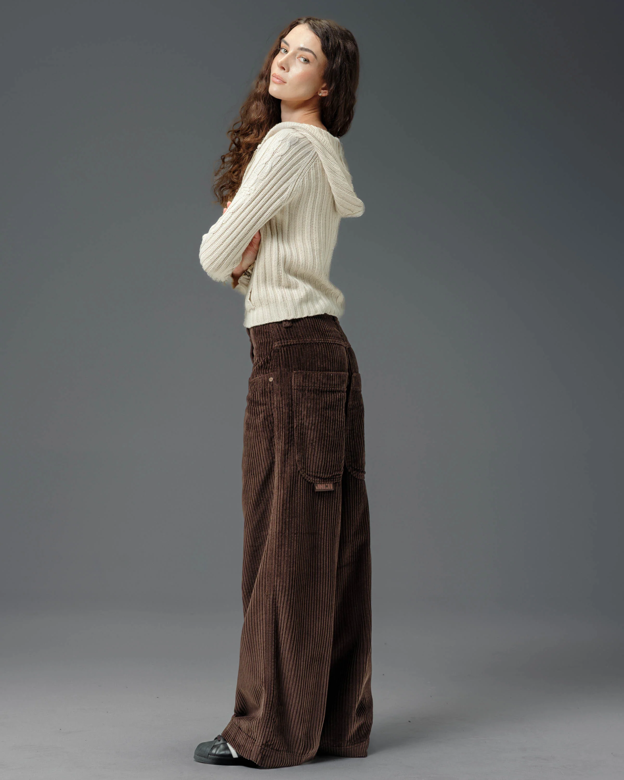 W101 Twin Cannon. 26". 4 Wale Corduroy. Java Brown. - Image 6