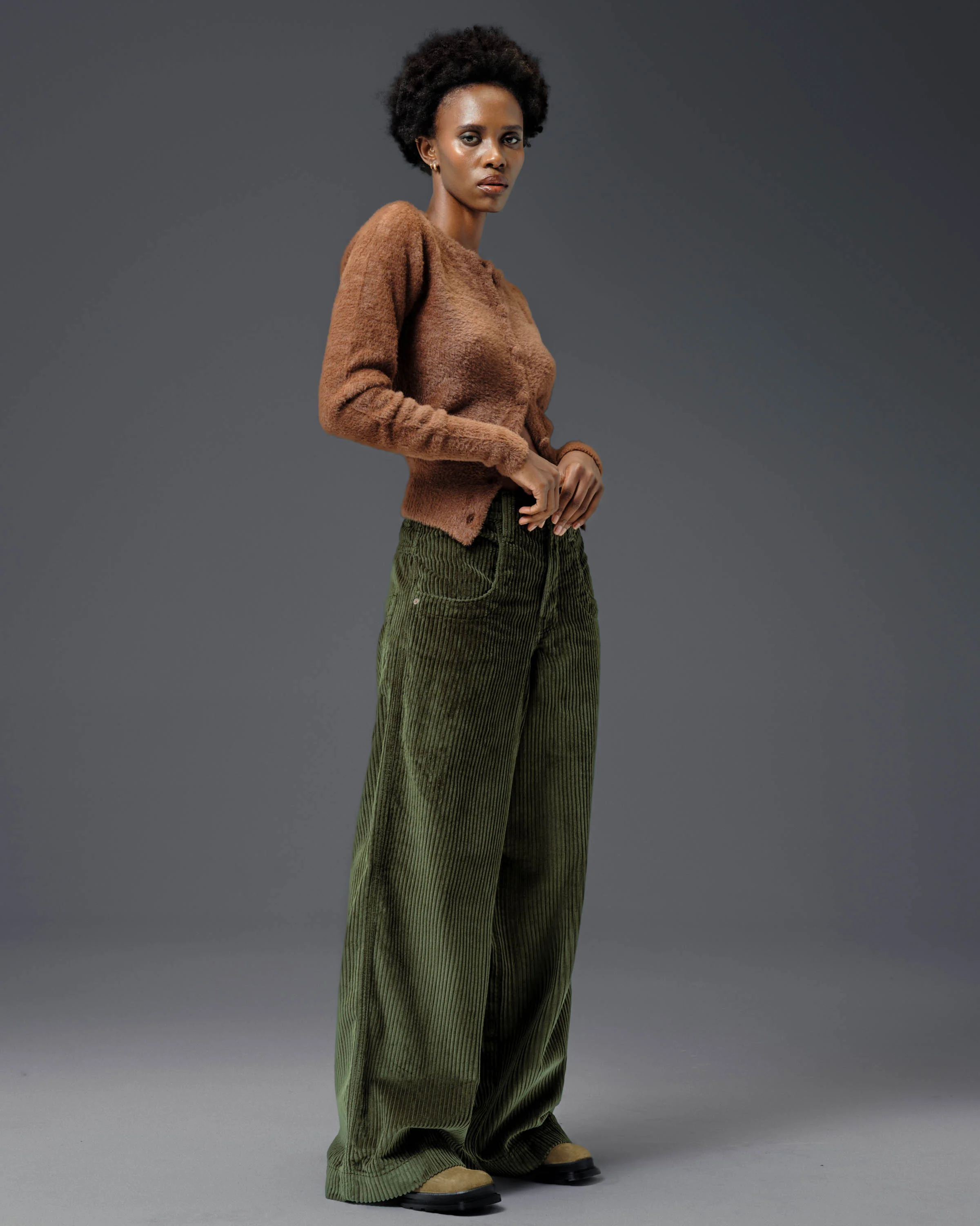 W101 Twin Cannon. 26". 4 Wale Corduroy. Moss. - Image 10