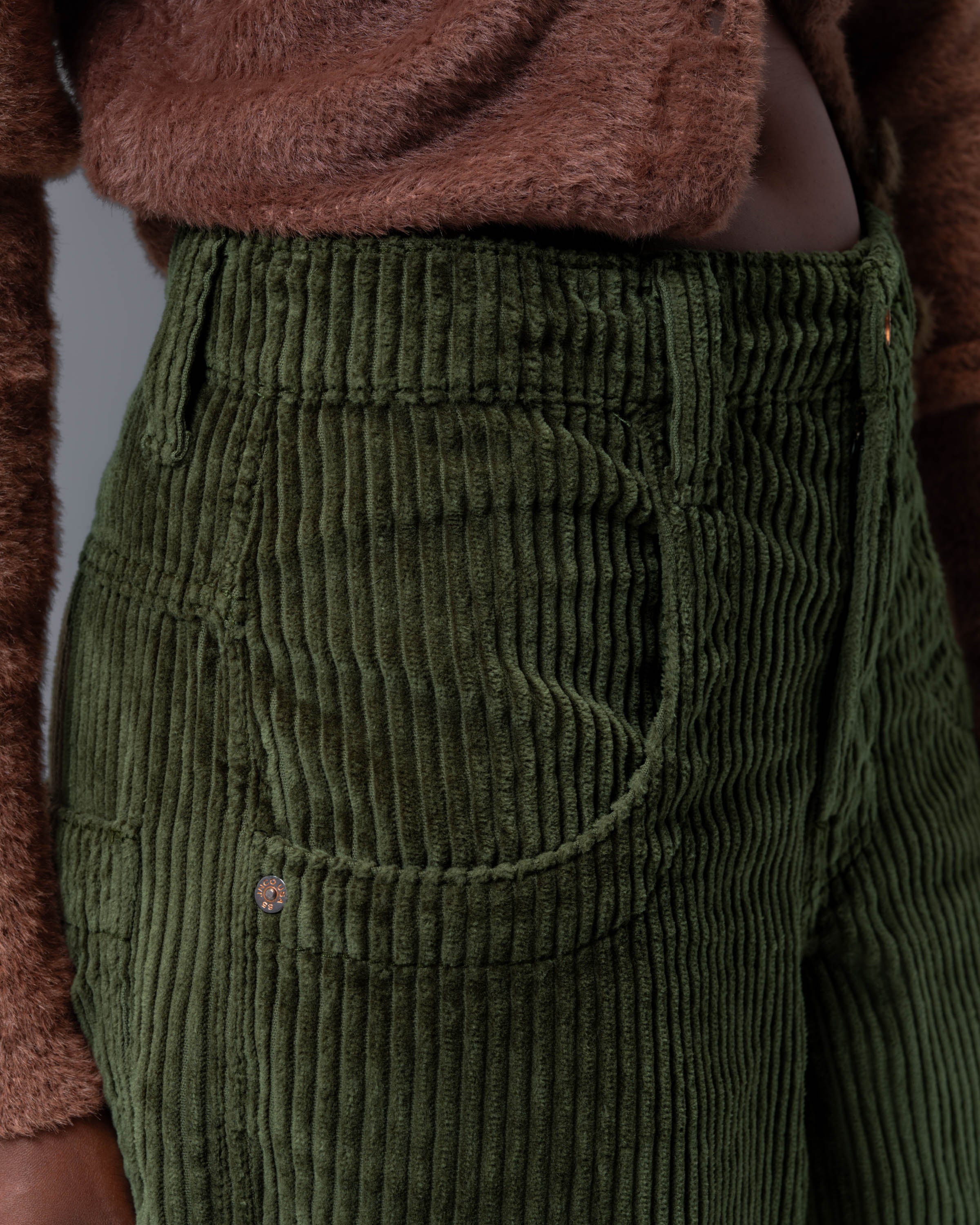W101 Twin Cannon. 26". 4 Wale Corduroy. Moss. - Image 11