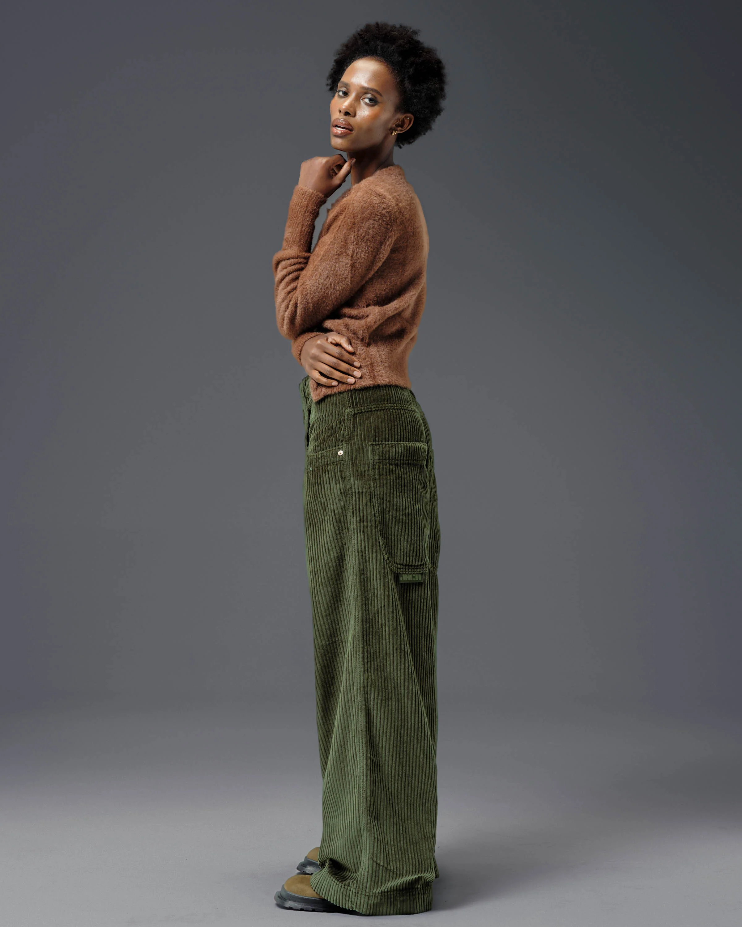W101 Twin Cannon. 26". 4 Wale Corduroy. Moss. - Image 5