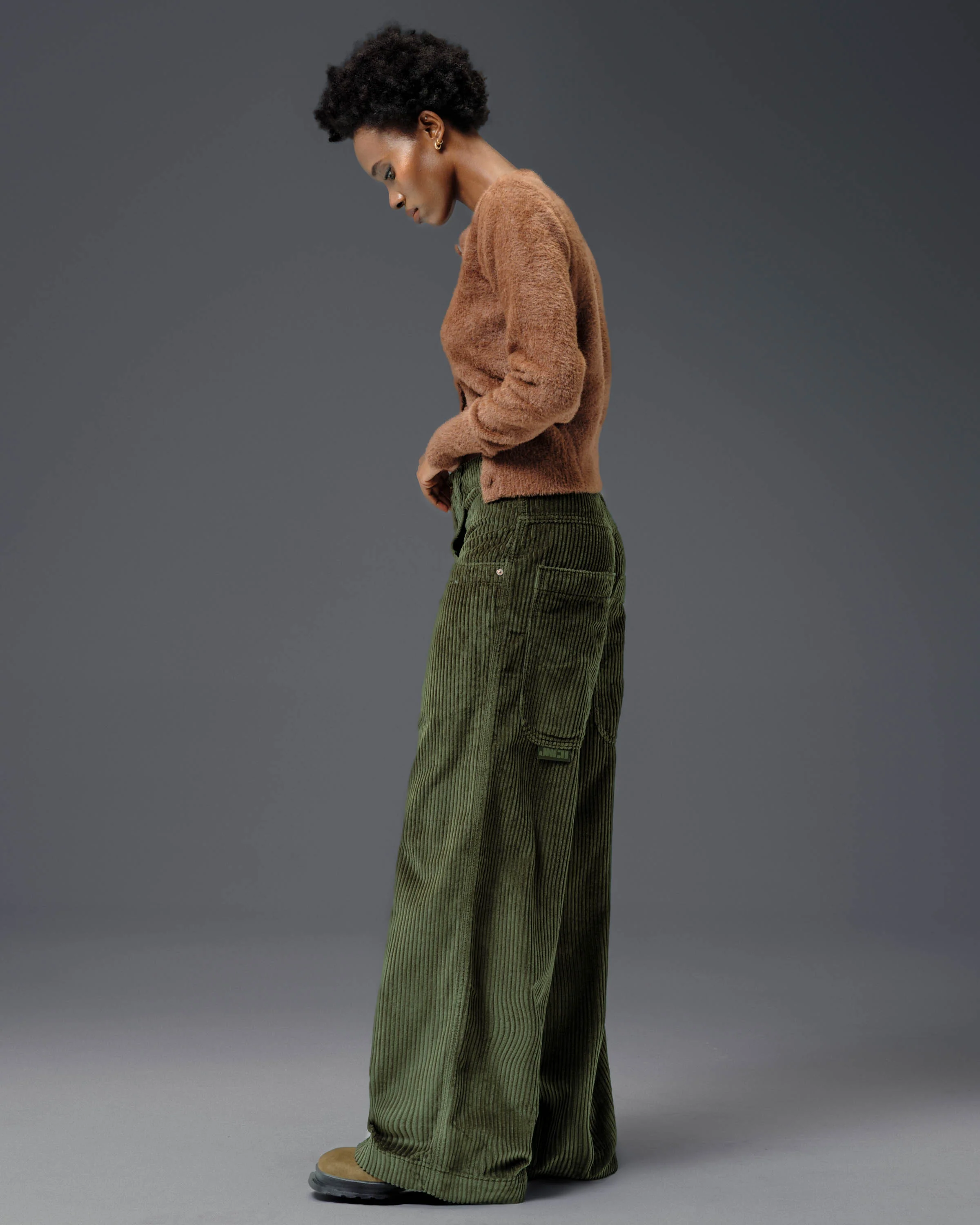 W101 Twin Cannon. 26". 4 Wale Corduroy. Moss. - Image 6